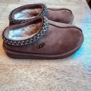 UGG Suede Tasman Clogs